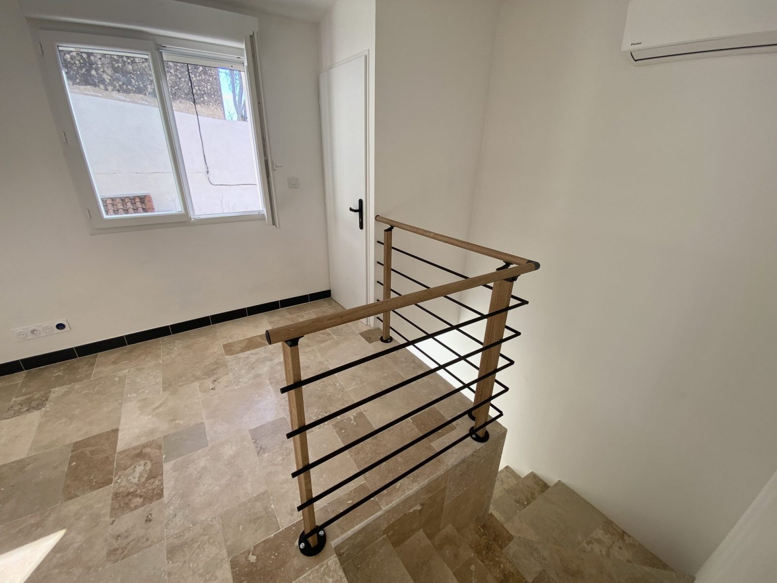 1707666491_VA1902_3_original